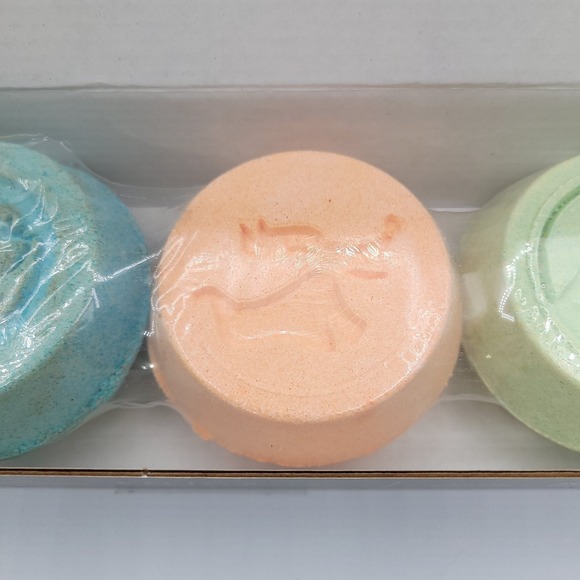 Basin Fresh Disney Nightmare Before Christmas Shower Bomb Collection 4 Pack New - Picture 9 of 10